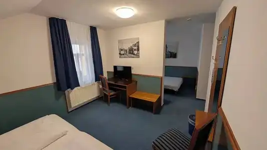 am Bayrischen Platz - 41