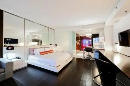 Beautiful Palms Place Suite - 551