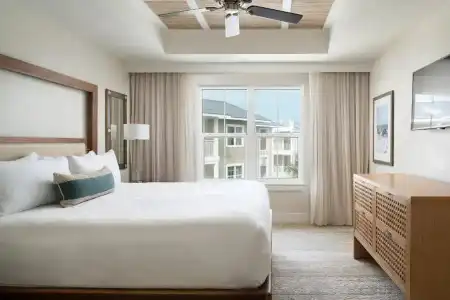 Waterline Villas & Marina, Autograph Collection - 54