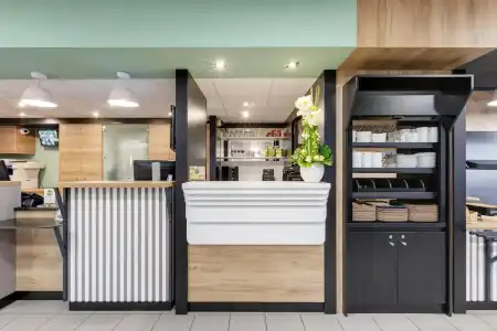 B&B Lille Centre Grand Palais - 10