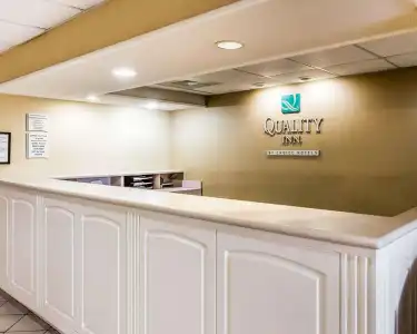Quality Inn At the Mall - Valdosta - 1