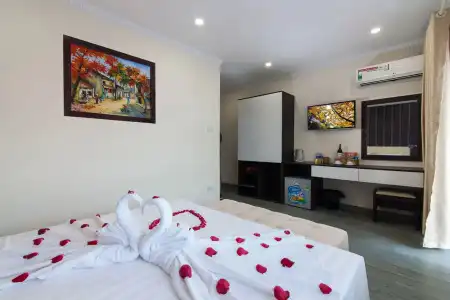 Hanoi Elpis - 3