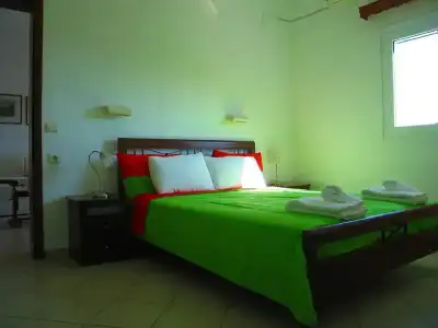 Spiros Studios - 16