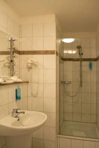 am Schlosstheater - 7