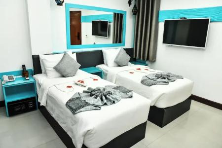 The Hive Beach - 53