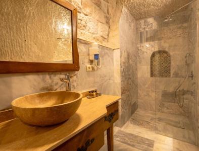 Tulip Cave Suites - 49