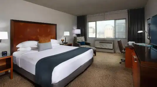 The Paramount - 41