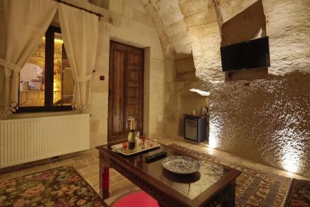 Adora Cave Suites - - 3