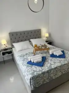 Zoumis Residence - 121