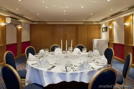 Holiday Inn Brighton Seafront by IHG - 14