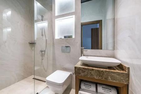 Bristol and Spa Bakuriani - 8