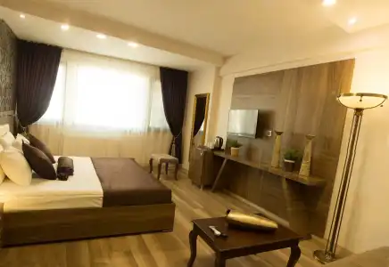 No 139 Apartments - 3