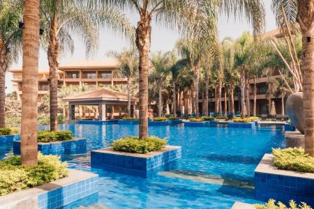 Dusit Thani LakeView Cairo - 19