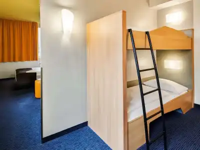 B&B Frankfurt-Hbf - 33