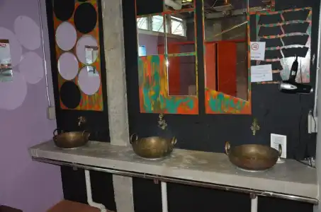 Silom Art Hostel - 8