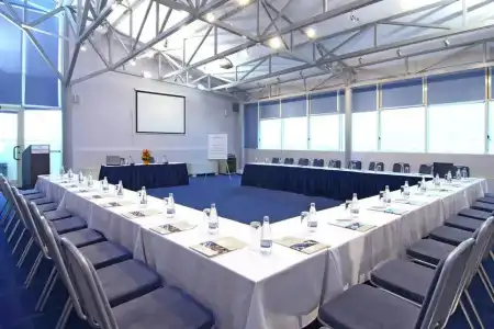 Holiday Inn Bucharest - Times - 15