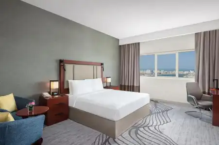 DoubleTree by Hilton - 50