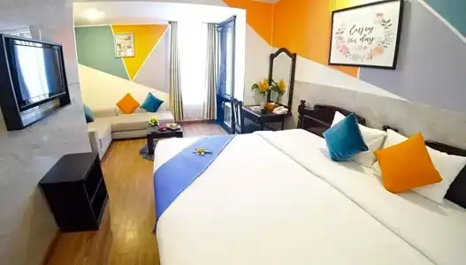 Sunrise Central - 153