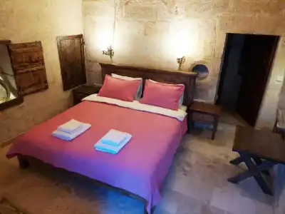 Armesos Cave - 55