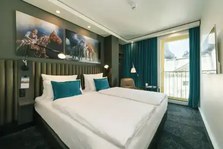 Motel One Berlin Ku'Damm - 41