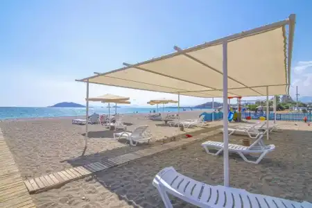 Sunset Beach Club - 18