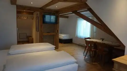 Waldrast Bed & Breakfast - 4