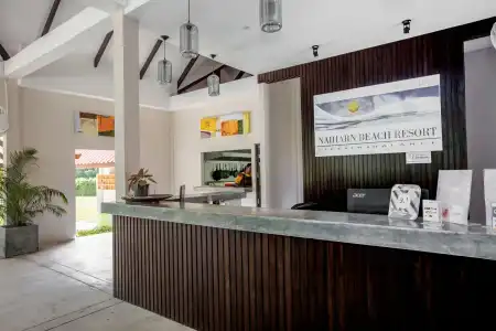 Naiharn Beach Resort - 10