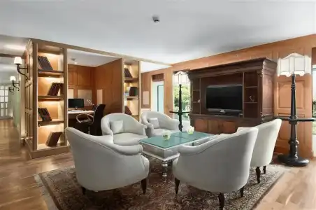 Hilton Mumbai International Airport - 12