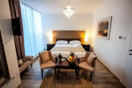 Regal Residence - 15