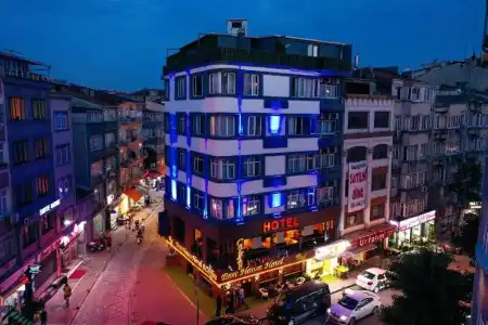 Best House - 9
