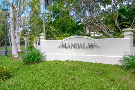 Mandalay Luxury Beachfront Apartments - 33