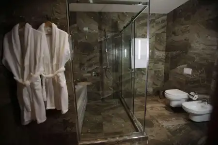 Best Western Premier Ark - 41