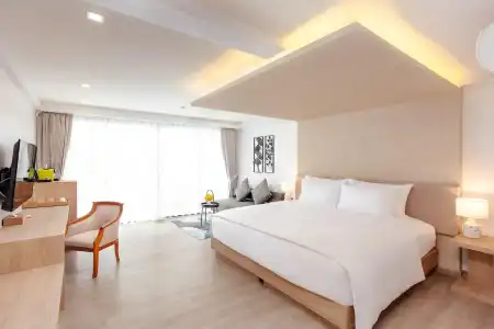 Anona Beachfront Phuket Resort - 3