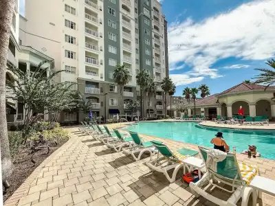 The Point & Suites Orlando - 45