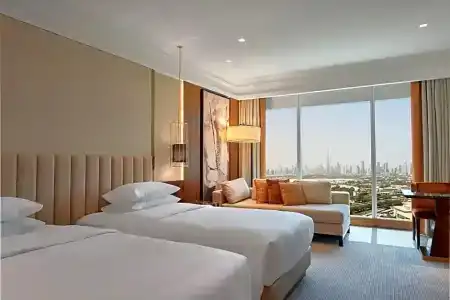 Grand Hyatt - 64
