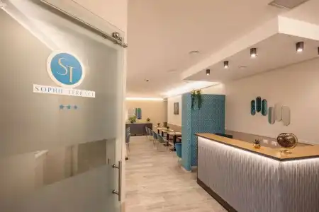 Sophie Terrace - 37