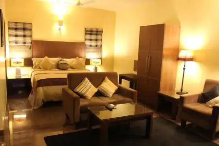 jüSTa Indiranagar - 18