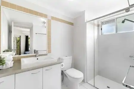 Blue Waters Apartments - 128