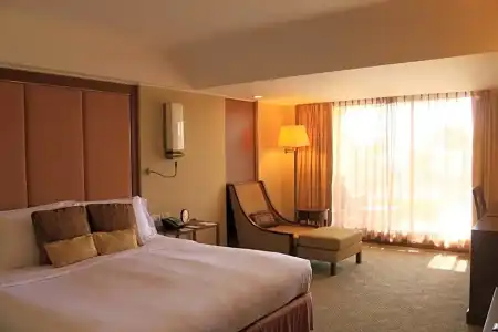 Dusit Thani - SHA Extra Plus - 88