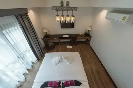 33 Poshtel - 55