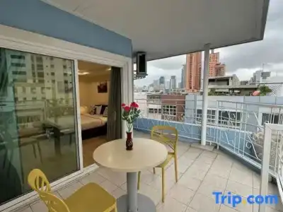 V Check Inn Sukhumvit 22 - 172