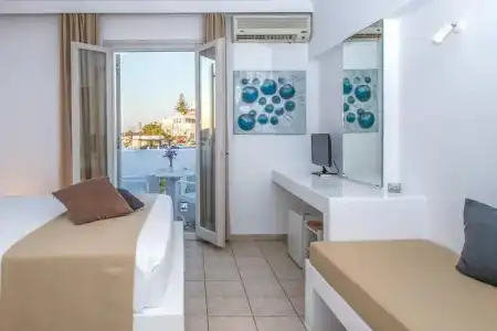 Kanale's Rooms and Suites - 43