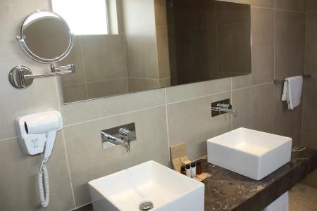 Amphora & Suites - 11