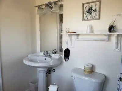 The Elmere House Bed & Breakfast - 9
