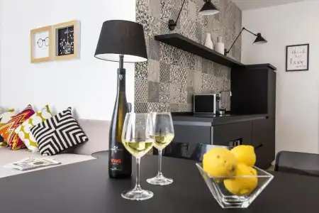 BADIA NUOVA Apart - 200