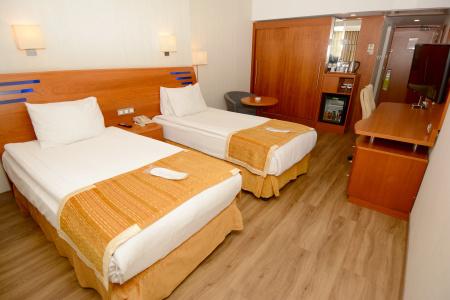Holiday Inn Istanbul City - 34