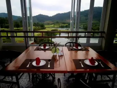 Katathong Golf Resort & Spa - 7