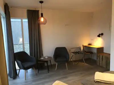 Hrafnavellir Guest House - 1