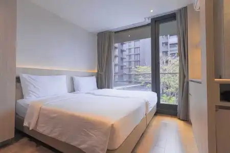 Balcony Seaside Sriracha & Serviced Apartments (SHA Extra Plus) - 107
