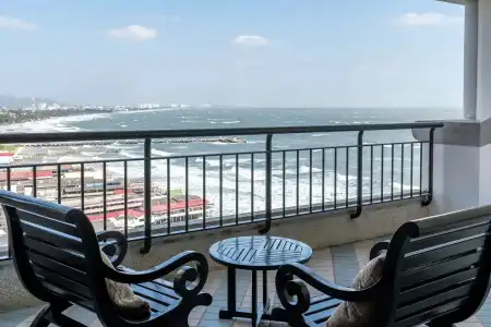 Hilton Hua Hin Resort & Spa - 51